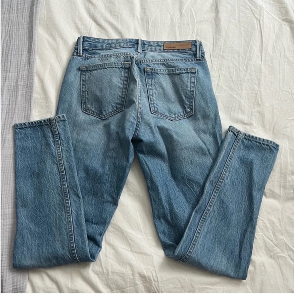 GRLFRND Kiara Mid-Rise Tomboy Jean in Domenico (blue) Size 24